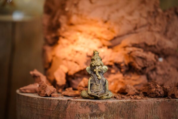 Dokra Miniature Ganesh ji idols set of 6/Brass Miniature Ganesh ji idols set of 8