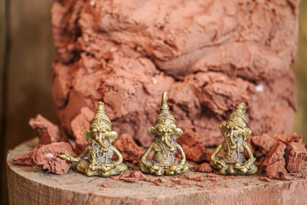 Dokra Miniature Ganesh ji idols set of 6/Brass Miniature Ganesh ji idols set of 8 - Image 8
